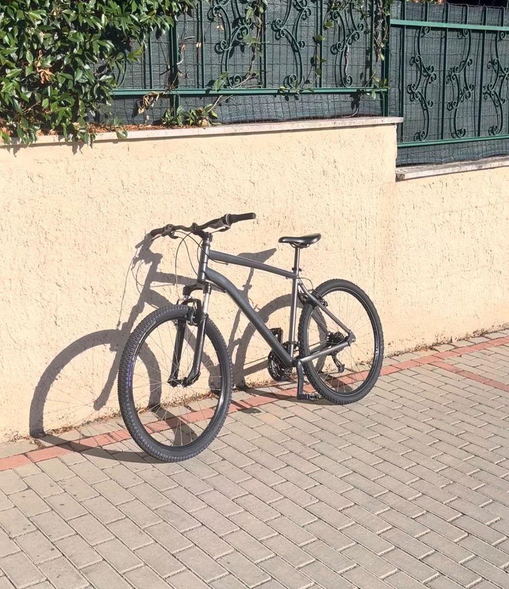 Mountain bike Rockrider ST100